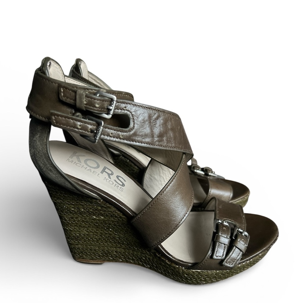 Michael Kors Olive Westby Leather Wedge Sandals Size 7.5